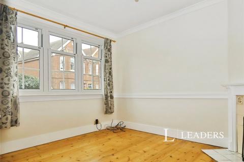 2 bedroom terraced house to rent, Matlock Road, Eastbourne, BN20