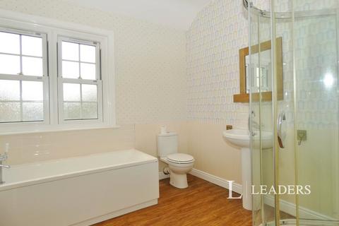 2 bedroom terraced house to rent, Matlock Road, Eastbourne, BN20
