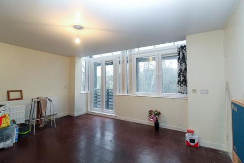 Loats Road, SW2