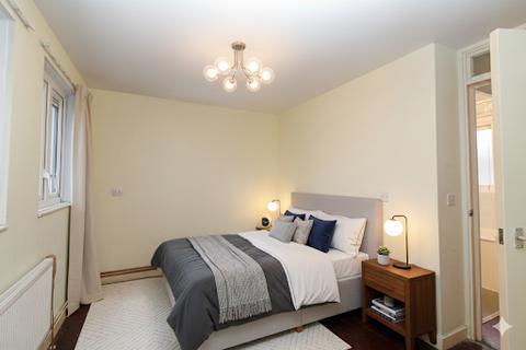 Loats Road, SW2