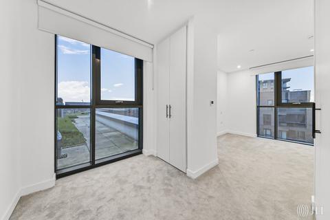 2 bedroom flat for sale, Willowbrook House, N4