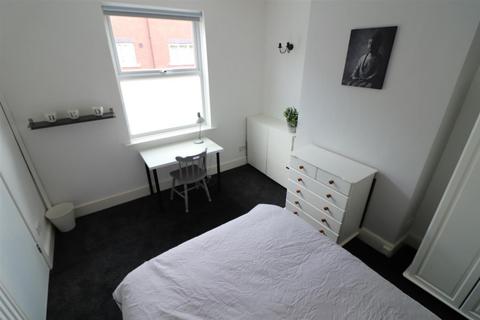 4 bedroom terraced house for sale, South View Road, Chester, CH1