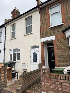 4 bedroom semi-detached house to rent, Higham Hill Road, London E17