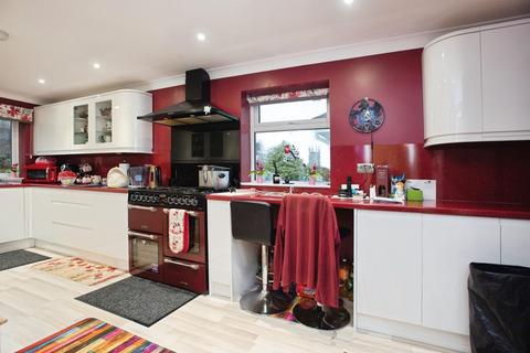 4 bedroom detached bungalow for sale, Lynher Way, Launceston PL15