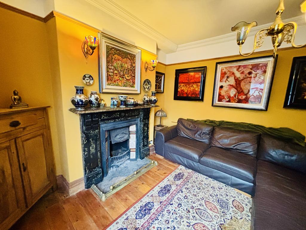 Living room (second image)
