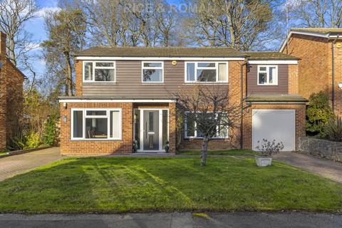 undefined, Llangar Grove, Crowthorne RG45