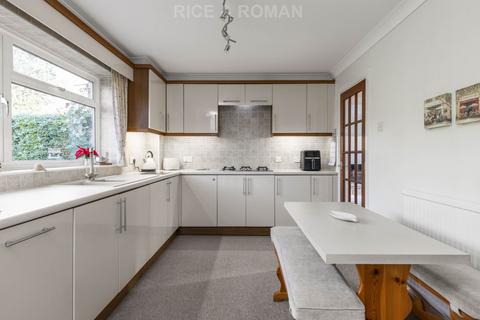 4 bedroom detached house for sale, Llangar Grove, Crowthorne RG45