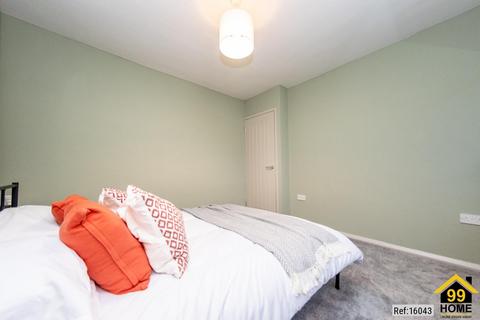3 bedroom semi-detached house for sale, Oxford Road, Birstall, Batley, West Yorkshire, WF17