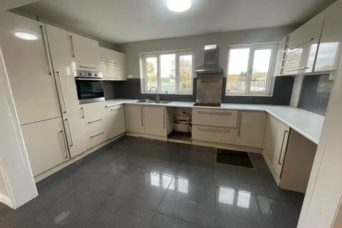 3 bedroom semi-detached house to rent, Tudor Street, Thurnscoe, Rotherham, South Yorkshire, S63