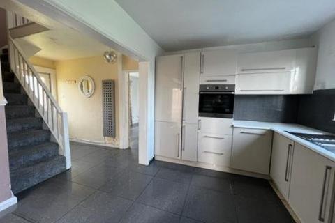 3 bedroom semi-detached house to rent, Tudor Street, Thurnscoe, Rotherham, South Yorkshire, S63
