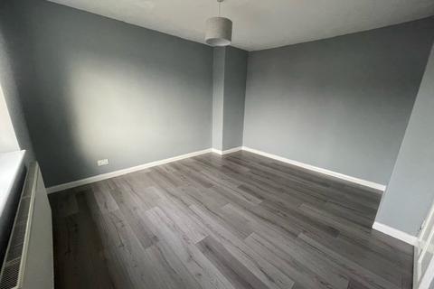 3 bedroom semi-detached house to rent, Tudor Street, Thurnscoe, Rotherham, South Yorkshire, S63