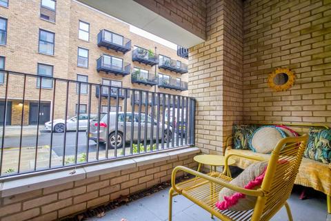 2 bedroom apartment for sale, Flat 2 Austwick Court, 32 Brumwell Avenue, London