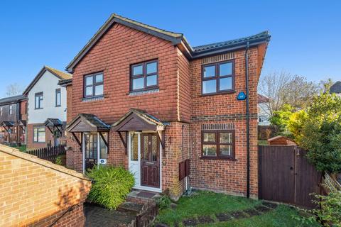 2 bedroom semi-detached house for sale, Elora Road, High Wycombe HP13