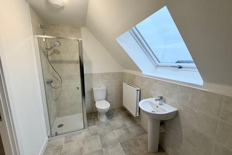 3 bedroom semi-detached house to rent, Peterborough Way, Tyne & Wear SR2