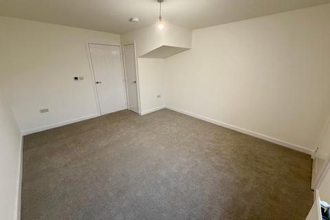 3 bedroom semi-detached house to rent, Peterborough Way, Tyne & Wear SR2