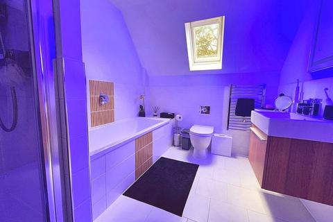 2 bedroom apartment for sale, Pinehurst Road, West Moors