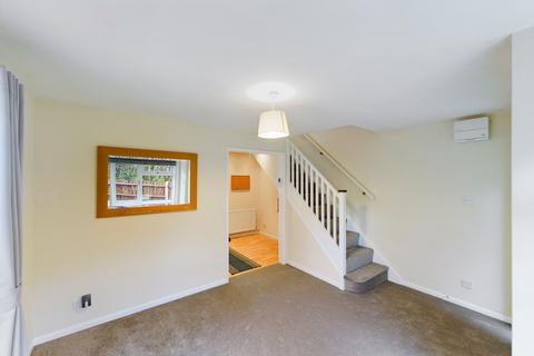 1 bedroom terraced house to rent, Gorling Close, Crawley RH11