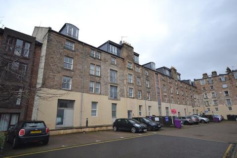 3 bedroom flat to rent, Hermand Crescent, Slateford, Edinburgh, EH11