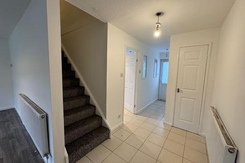 3 bedroom detached house to rent, Moorcock Close, Middlesbrough