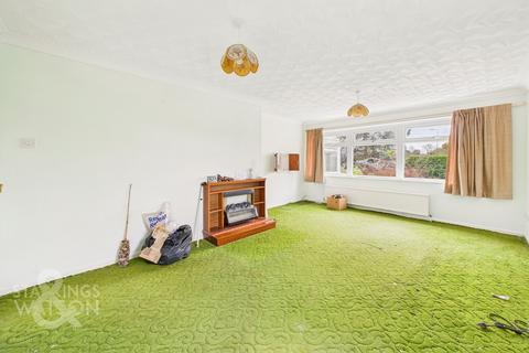 3 bedroom detached bungalow for sale, Church Close, Hepworth, Diss
