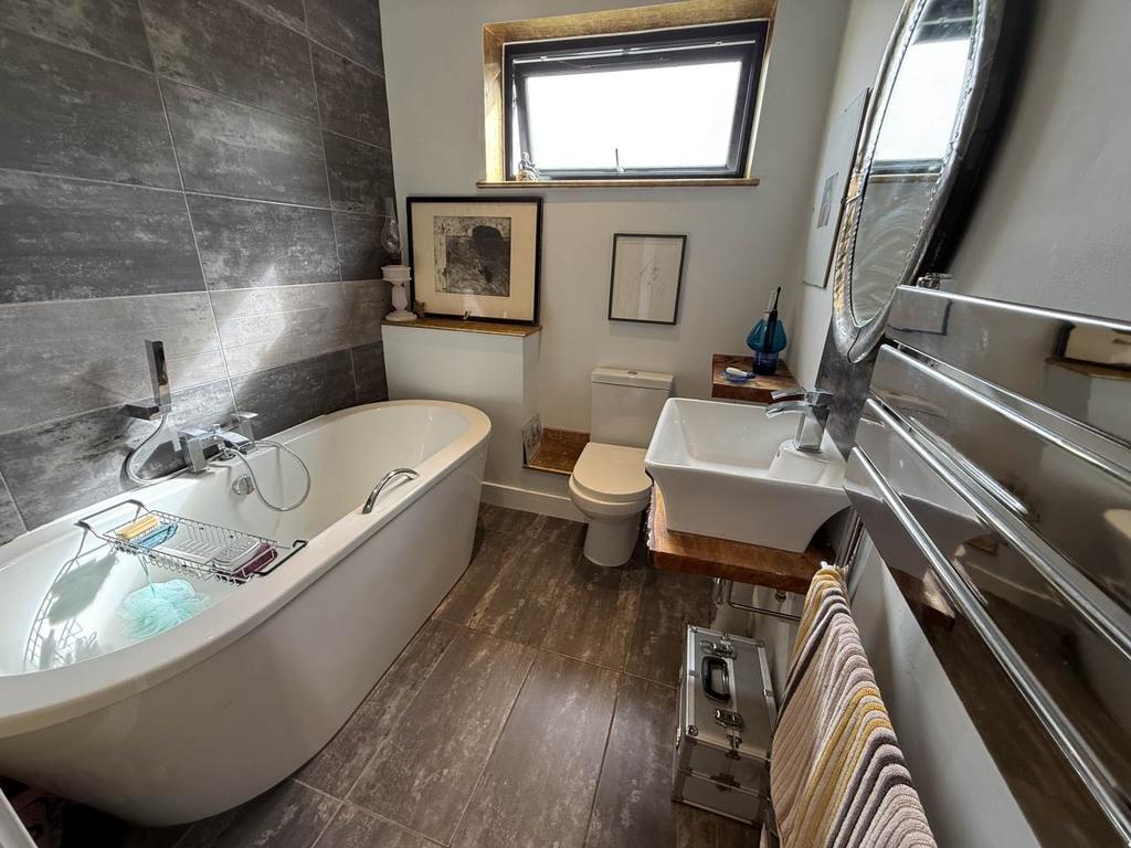 Family bathroom