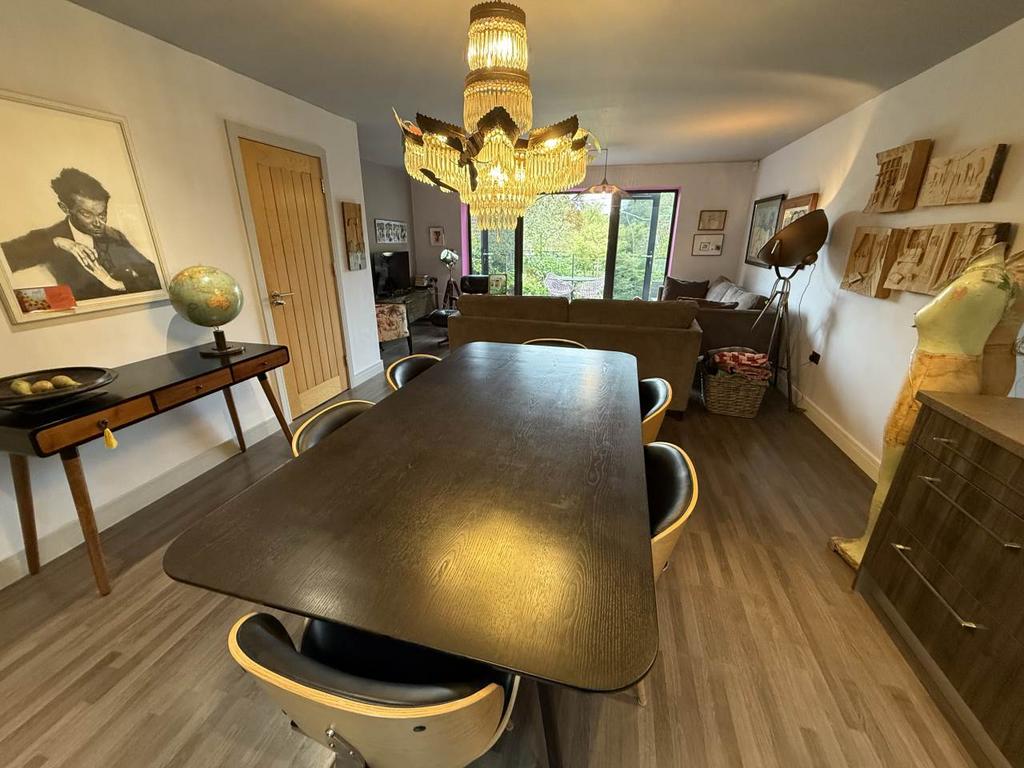 Dining / living area