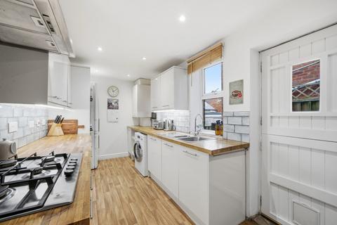 3 bedroom terraced house for sale, Grove Park Walk, Harrogate, North Yorkshire, HG1