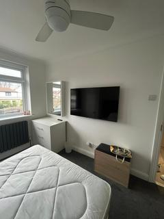 undefined, Riverside Walk, Isleworth TW7