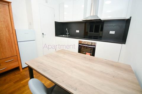 1 bedroom flat to rent, Studio A  Edwin Street    (Canning town), London, E16