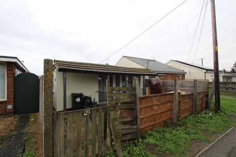 2 bedroom bungalow for sale, Colne Way, Point Clear Bay, Clacton-on-Sea