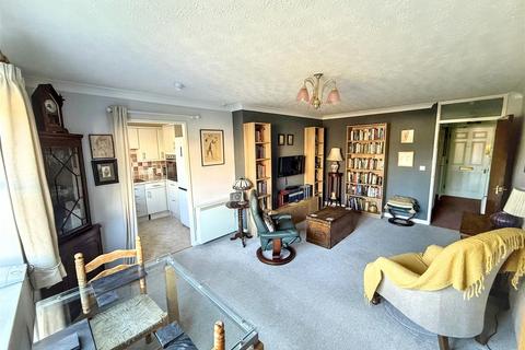 2 bedroom flat for sale, Enys Quay, Truro