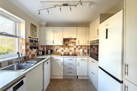 2 bedroom flat for sale, Enys Quay, Truro