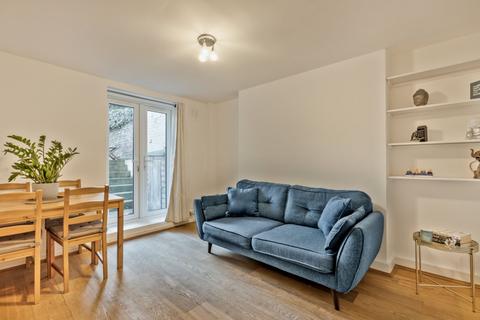 3 bedroom apartment to rent, Prince of Wales Road, London, NW5