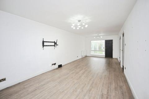 4 bedroom detached house for sale, Earlswood Common, Solihull B94