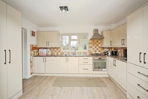 4 bedroom detached house for sale, Earlswood Common, Solihull B94