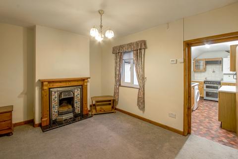 2 bedroom terraced house to rent, Huish, Yeovil