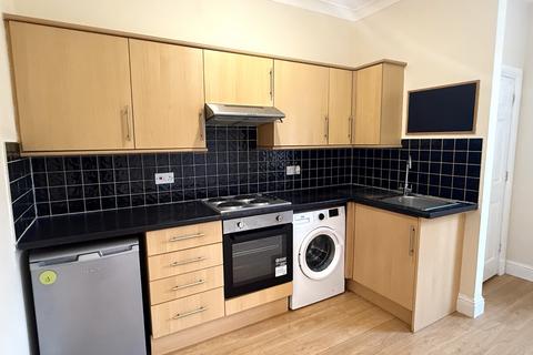 1 bedroom flat to rent, Comely Place, Falkirk, FK1