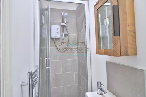 undefined, Wellingborough Road, Rushden, NN10 9XR