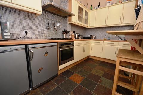 2 bedroom property to rent, 1277L Haymarket Terrace, Edinburgh, EH12 5JZ