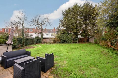 4 bedroom semi-detached house for sale, Woodlands, London SW20