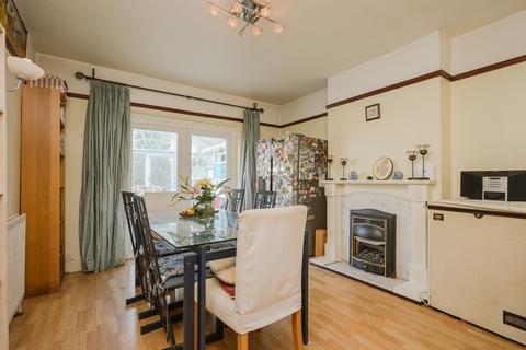 4 bedroom semi-detached house for sale, Woodlands, London SW20