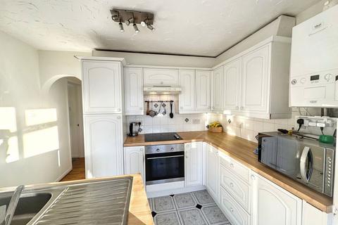2 bedroom semi-detached bungalow for sale, Lon Y Cyll, Pensarn, Conwy, LL22 7RW