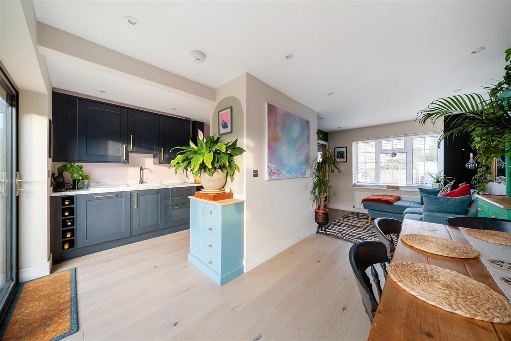 Kitchen Aera