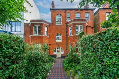 3 bedroom flat to rent, Holloway Road, London