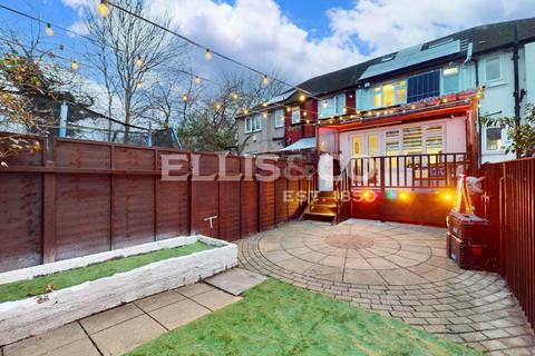 2 bedroom terraced house for sale, Greenford Road, Greenford, UB6