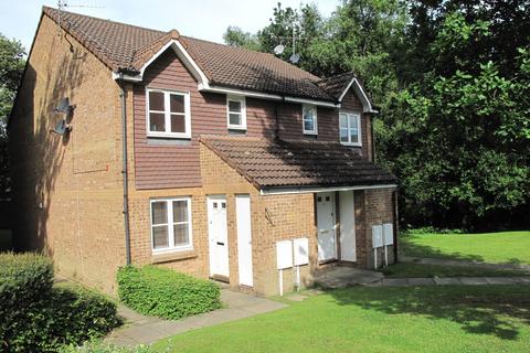 Bolton Road, Crawley RH10