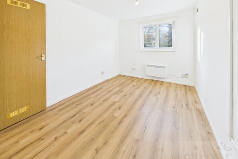 undefined, Bolton Road, Crawley RH10