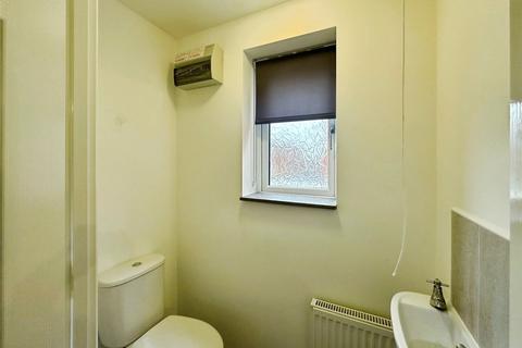 3 bedroom semi-detached house for sale, Oakdale Drive, South Elmsall, Pontefract, West Yorkshire, WF9