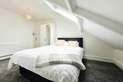 1 bedroom in a house share to rent, Westoe Road, South Shields