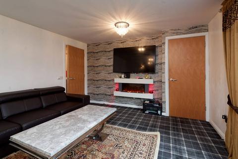 undefined, 68 Kilmuir Crescent, Thornliebank, Glasgow, G46 8BY